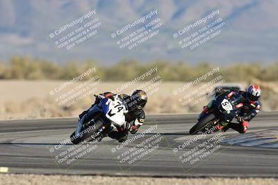 media/Dec-07-2025-CVMA (Sun) [[3e7d2de5dc]]/Race 16-Formula Middleweight/